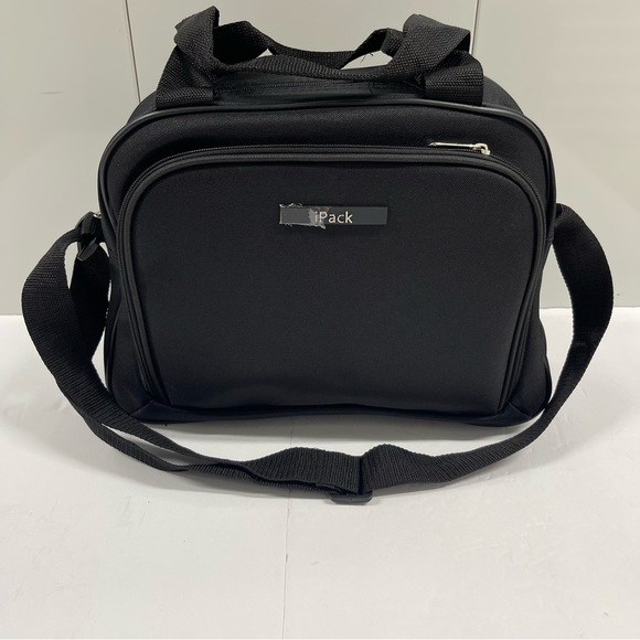 ✈️SOLD NIB 3 PC SPINNER TRAVEL LUGGAGE SET - Picture 11 of 14